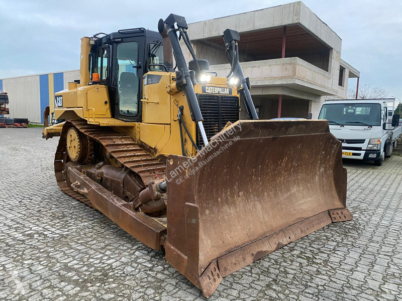 Бульдозер Caterpillar D6T