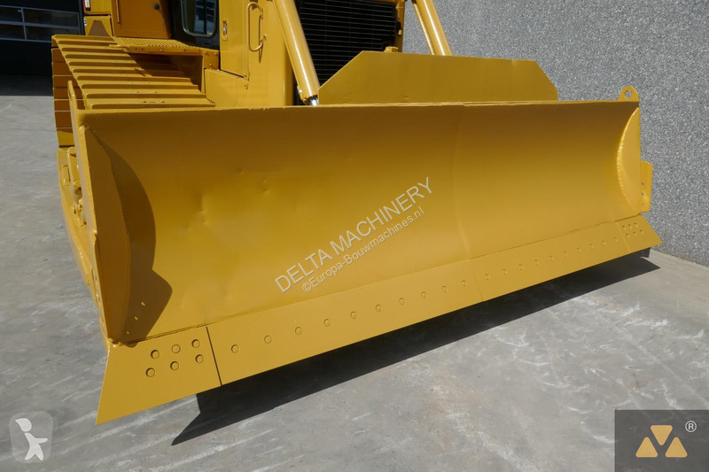 بلدوزر Caterpillar D6T