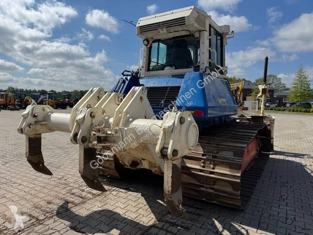 بلدوزر Komatsu PX24