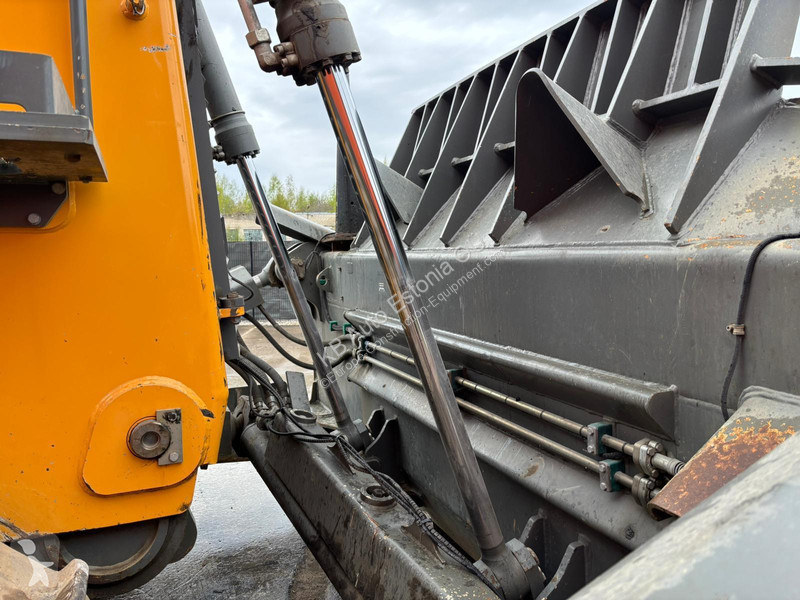 Bulldozer Liebherr 766 05 3D / RIPPER / Full...