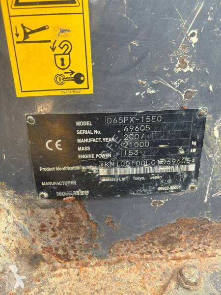 بلدوزر Komatsu