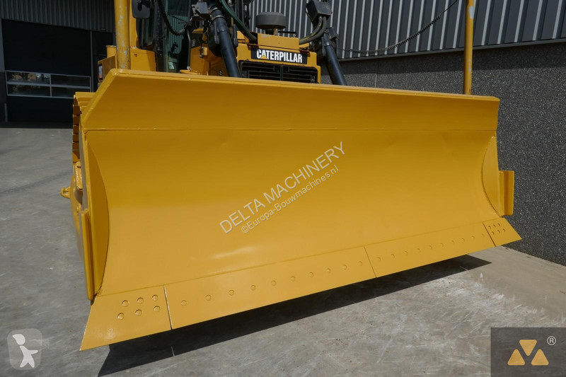 بلدوزر Caterpillar D6T