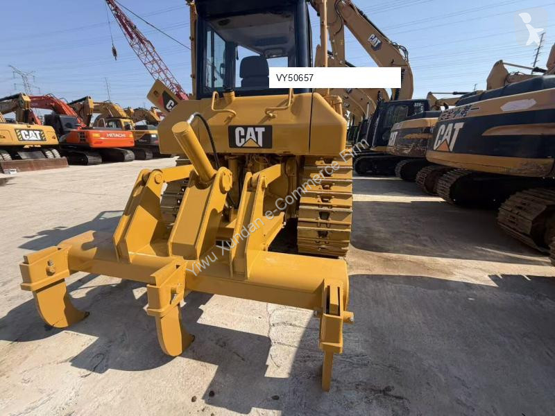 بلدوزر Caterpillar D6N