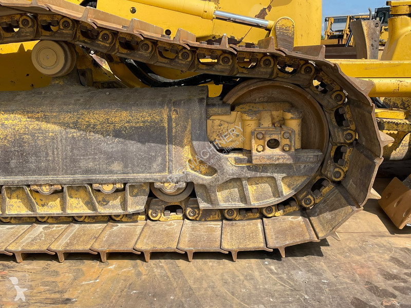 بلدوزر Komatsu i-24