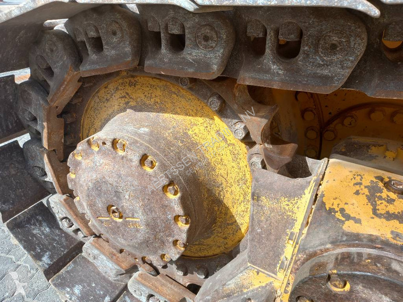 Buldozér Komatsu D275A-5R (EXW - Abu Dhabi)