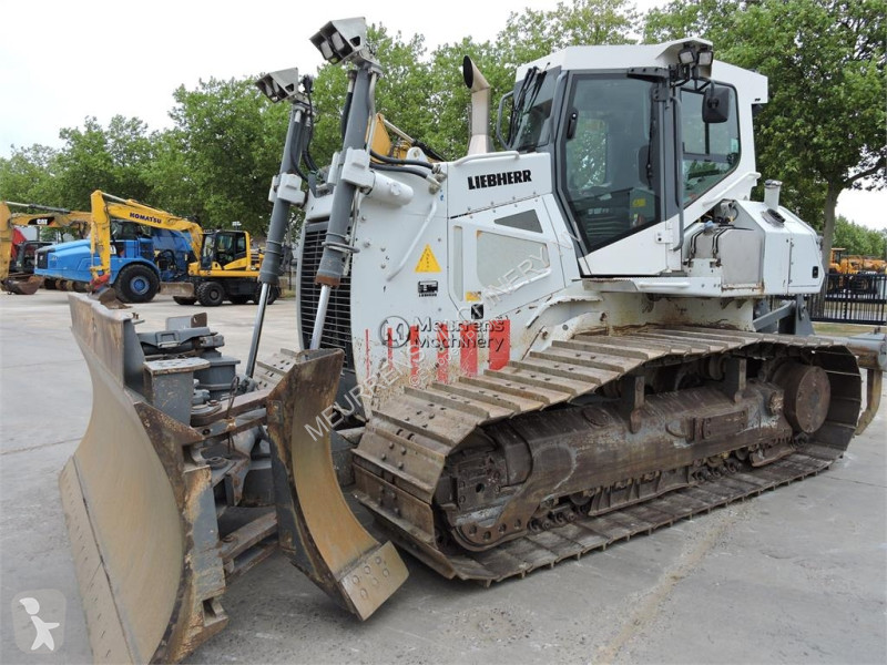 بلدوزر Liebherr