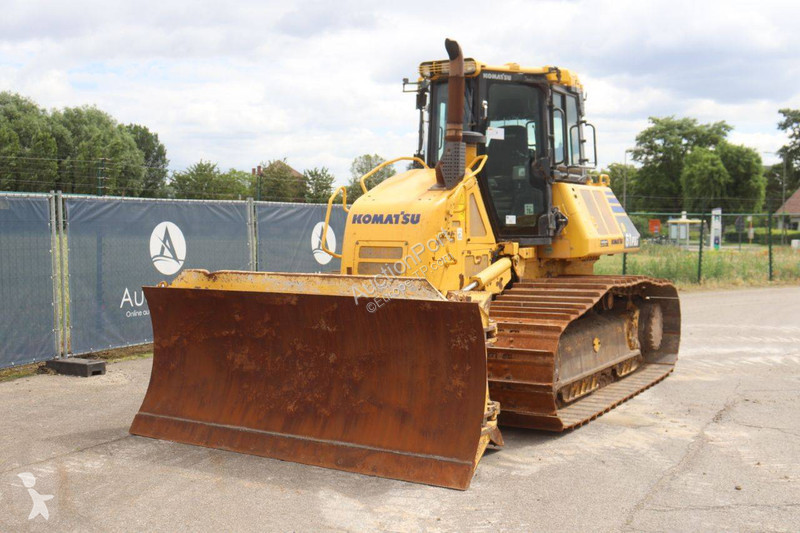 Bulldozer Komatsu i-24