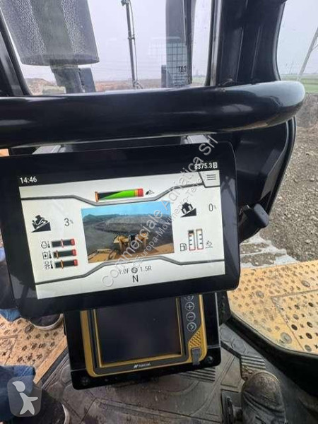 بلدوزر Caterpillar D6