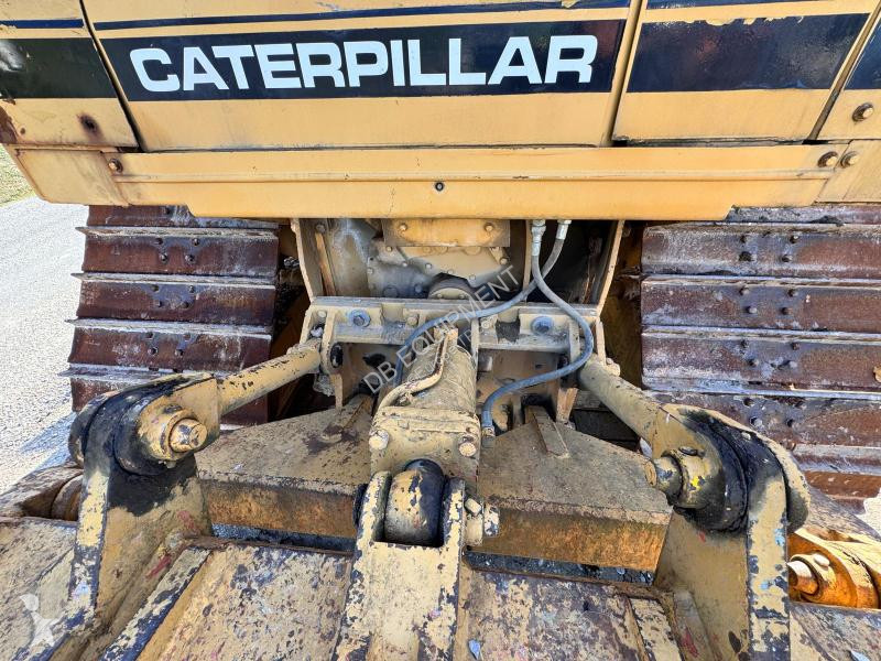 Булдозер Caterpillar Bulldozer sur chenilles