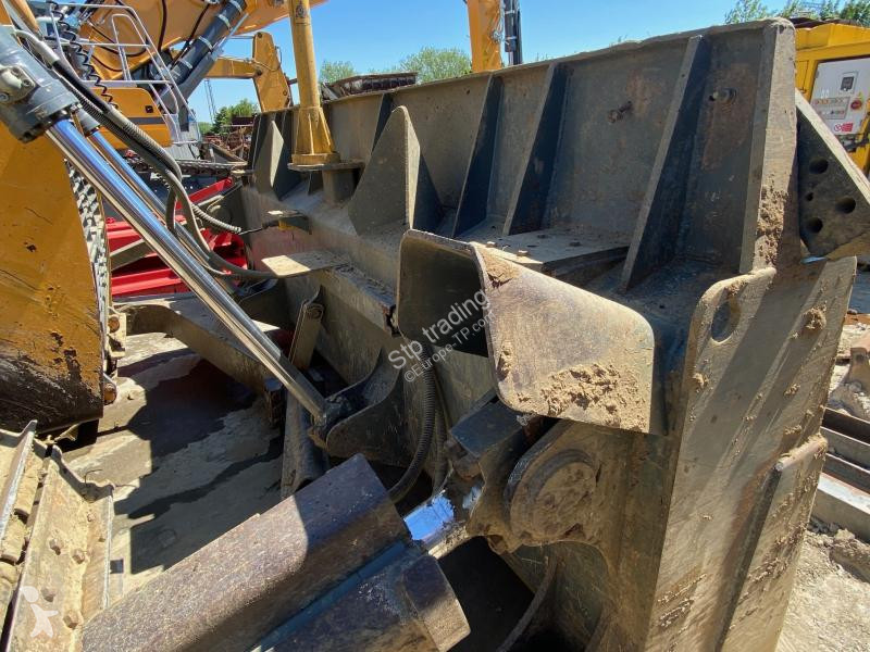 Bulldozer Liebherr 736 LGP