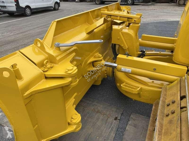 بلدوزر Komatsu I-24EO