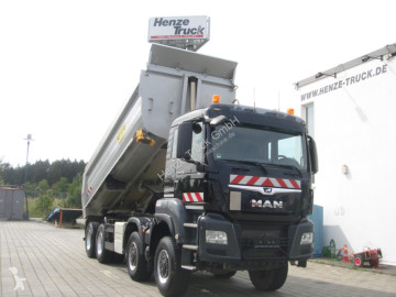 Camion benne MAN