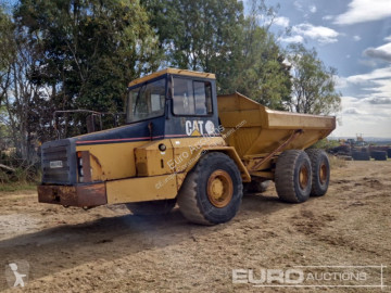 CaterpillarD250E