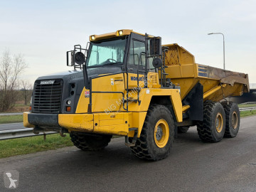 Tombereau articulé Komatsu