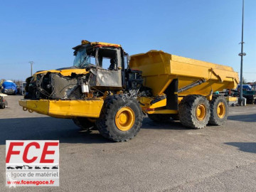 Tombereau articulé Volvo