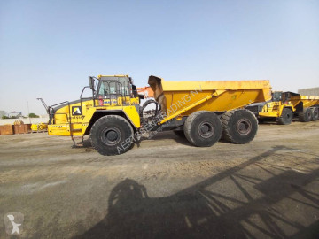 Tombereau articulé Komatsu
