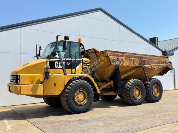 Caterpillar725