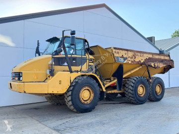 Caterpillar725