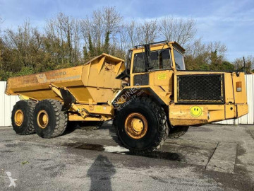Tombereau articulé Volvo