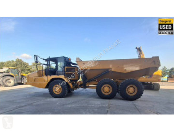 Caterpillar730