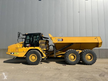 Caterpillar730