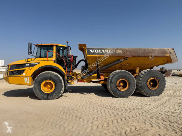 Knikdumper Volvo