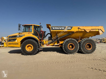 Knikdumper Volvo