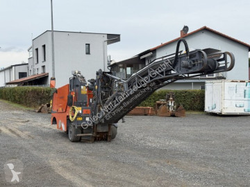 Echipamente pentru lucrari rutiere freză de asfalt