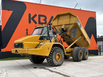 Caterpillar740
