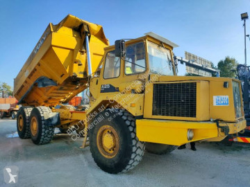 Tombereau articulé Volvo