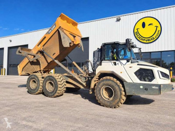 عربة قلابة مفصلية Liebherr