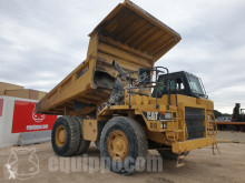 عربة قلابة عربة قلابة غير مفصلية Caterpillar