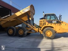 Dumper Caterpillar 730 dumper articulado usado
