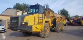 Komatsu HM300-2 leddelt dumper brugt