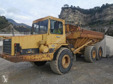Caterpillar D300D kloubová sklápěčka použitý
