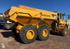 Tombereau articulé Volvo A 25 E 6x6