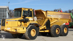 Tombereau articulé Volvo A 30