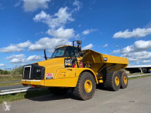 Autobasculantă Caterpillar 740B articulat second-hand