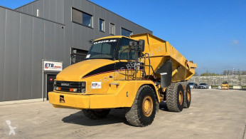 Ledad tippkärra Caterpillar 730 (FREE DELIVERY PORT OF ANTWERP / TAILGATE / AIRCO / 6X6)