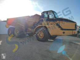 Caterpillar735