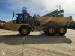 Caterpillar730