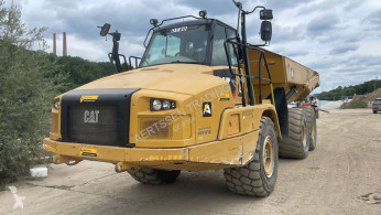 Caterpillar730