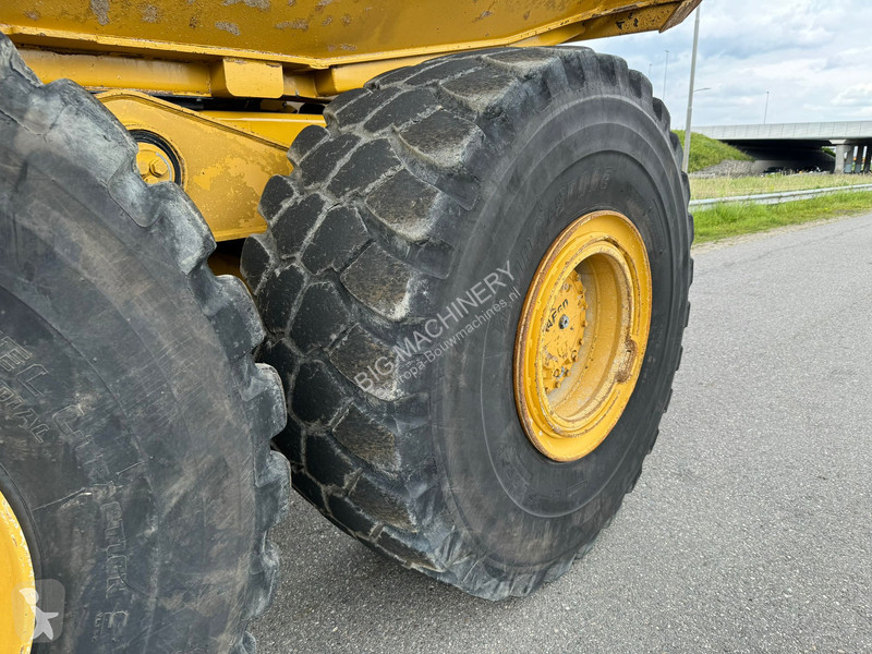 Sklápěčka Caterpillar