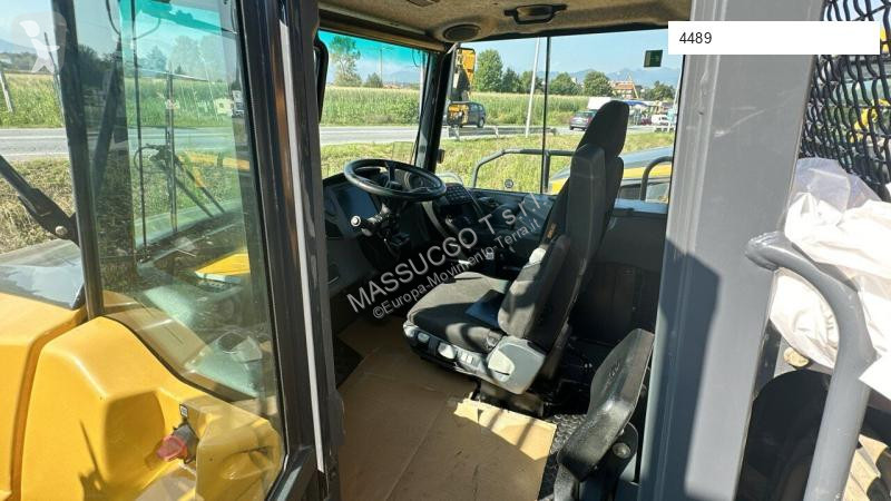 عربة قلابة Bell B50E 6X6