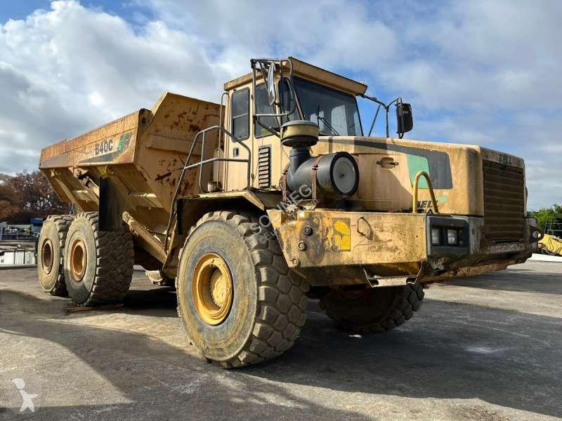 عربة قلابة Bell M 6X6