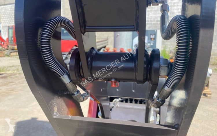 Basculantă  mini dumper / chargeuse sur...