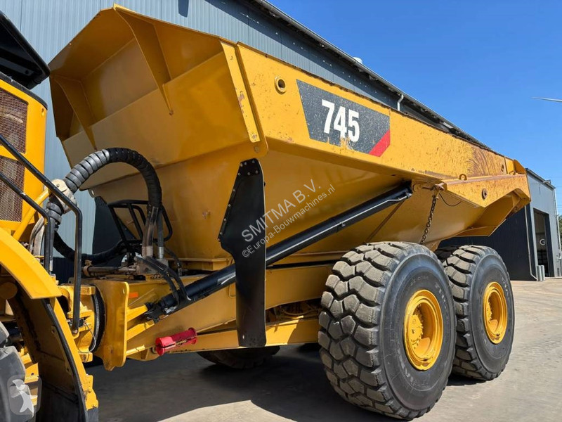 Sklápač Caterpillar 745 04A
