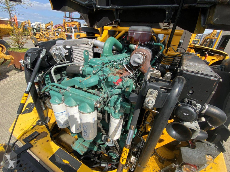 Dumper Volvo 6x6 dumper articulated hauler NVT