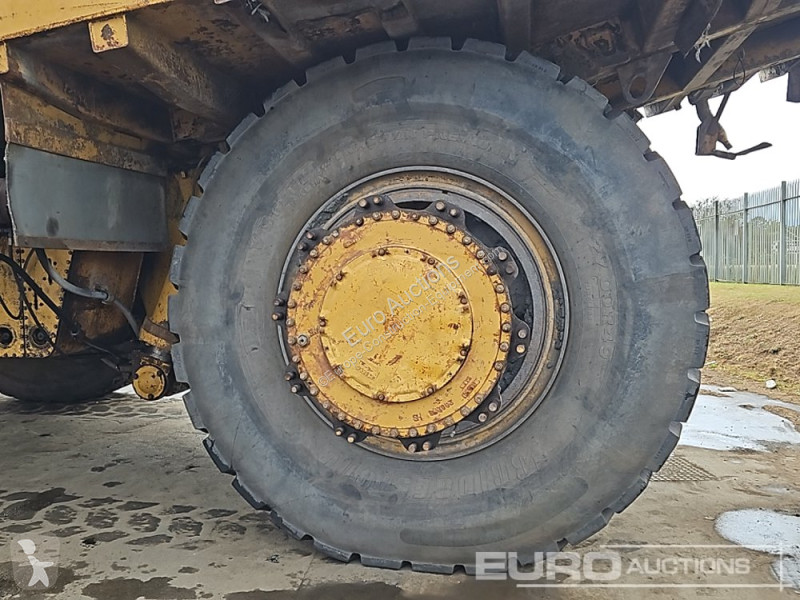 Sklápěčka Caterpillar 777