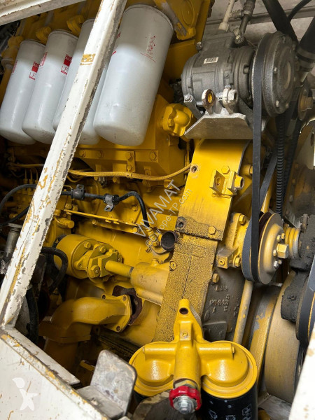 Sklápač Komatsu HD985